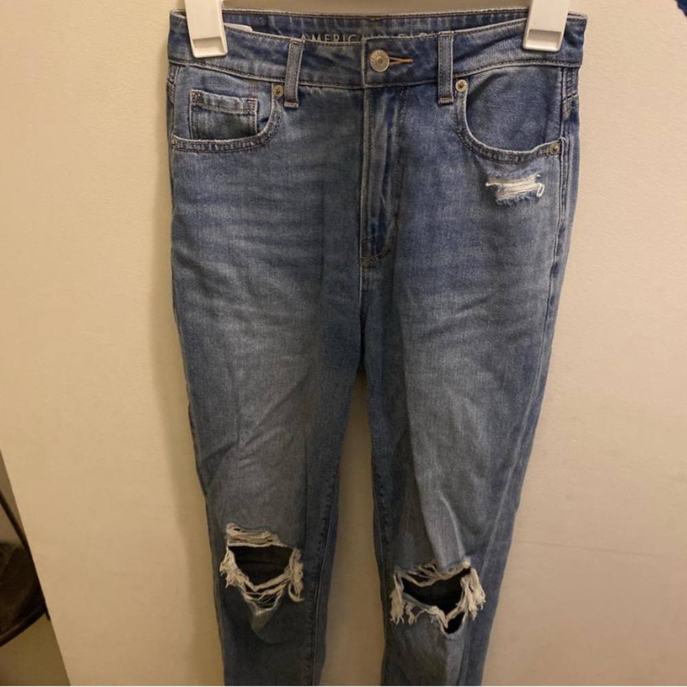 American Eagle Mom Denim Jeans